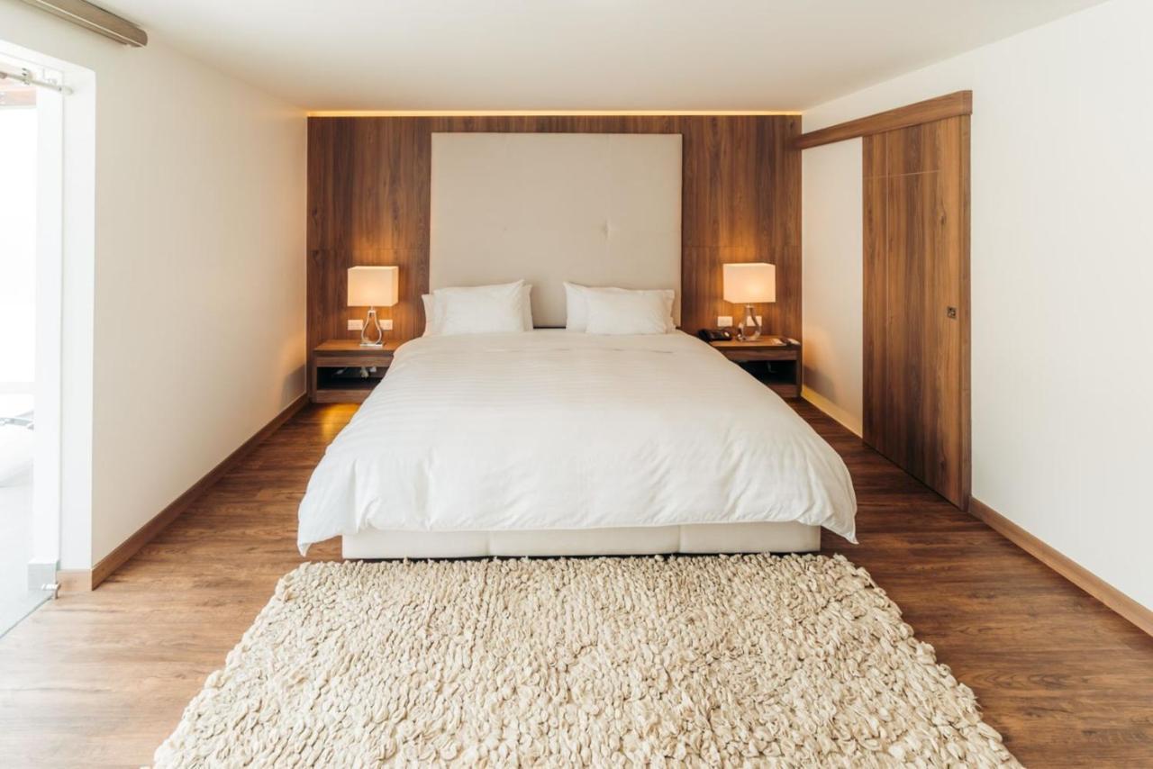 Hotel Miraflores Ambato Εξωτερικό φωτογραφία