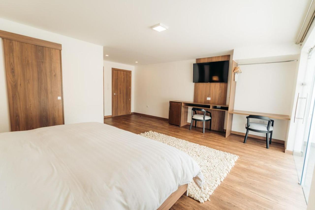 Hotel Miraflores Ambato Εξωτερικό φωτογραφία